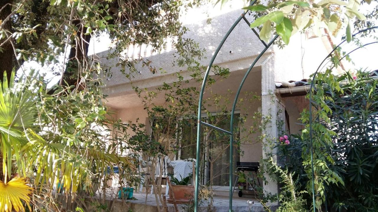 Bed and Breakfast Les jardins de la Laiterie à Boulouris-sur-Mer Extérieur photo